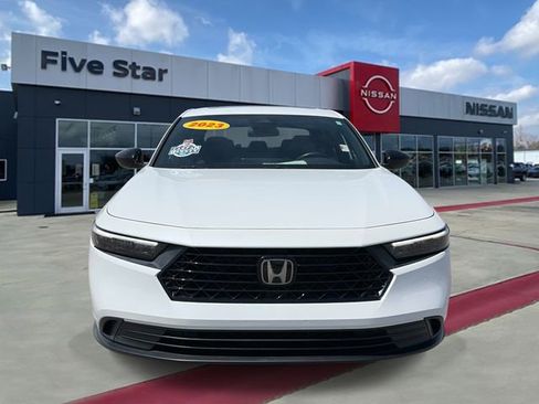 Used 2023 Honda Accord Sport image 2