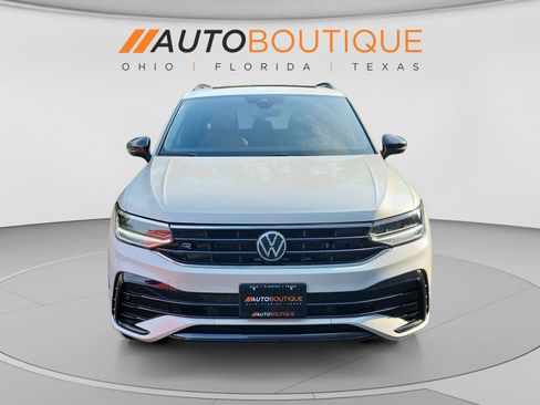 Used 2024 Volkswagen Tiguan SE R-Line w/ MDO Package, Two-Row AWD/4WD image 9