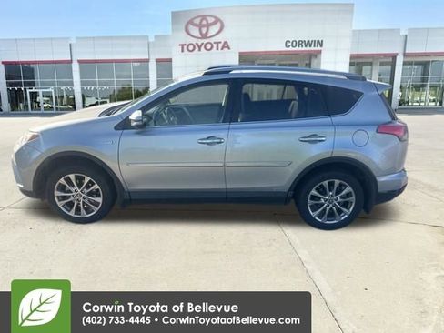 Used 2018 Toyota RAV4 Limited w/ Advanced Technology Package AWD/4WD image 35
