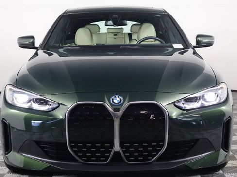 Used 2023 BMW i4 eDrive35 w/ Premium Package RWD image 2