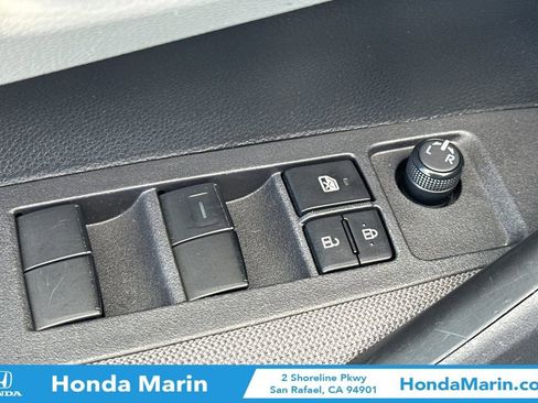 Used 2023 Toyota Corolla LE image 14