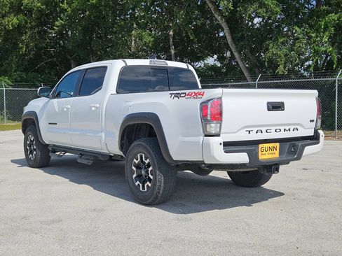 Used 2021 Toyota Tacoma TRD Off-Road w/ Technology Package AWD/4WD image 5