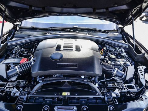 Used 2021 Jaguar F-PACE R-Dynamic S image 31