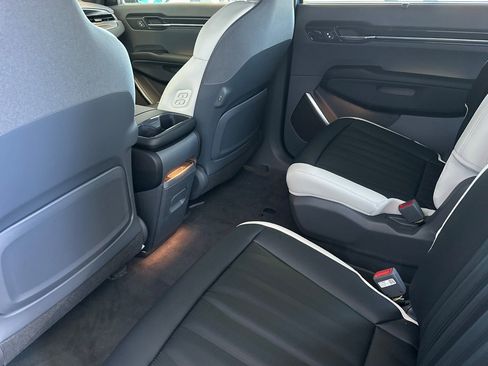 New 2026 Kia EV9 GT-Line image 12