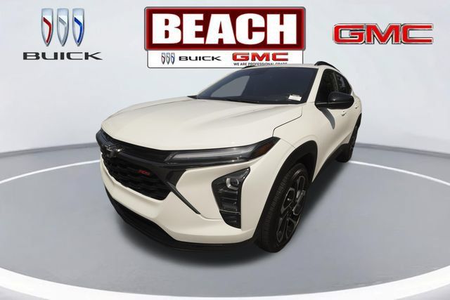Used 2025 Chevrolet Trax RS FWD image 7