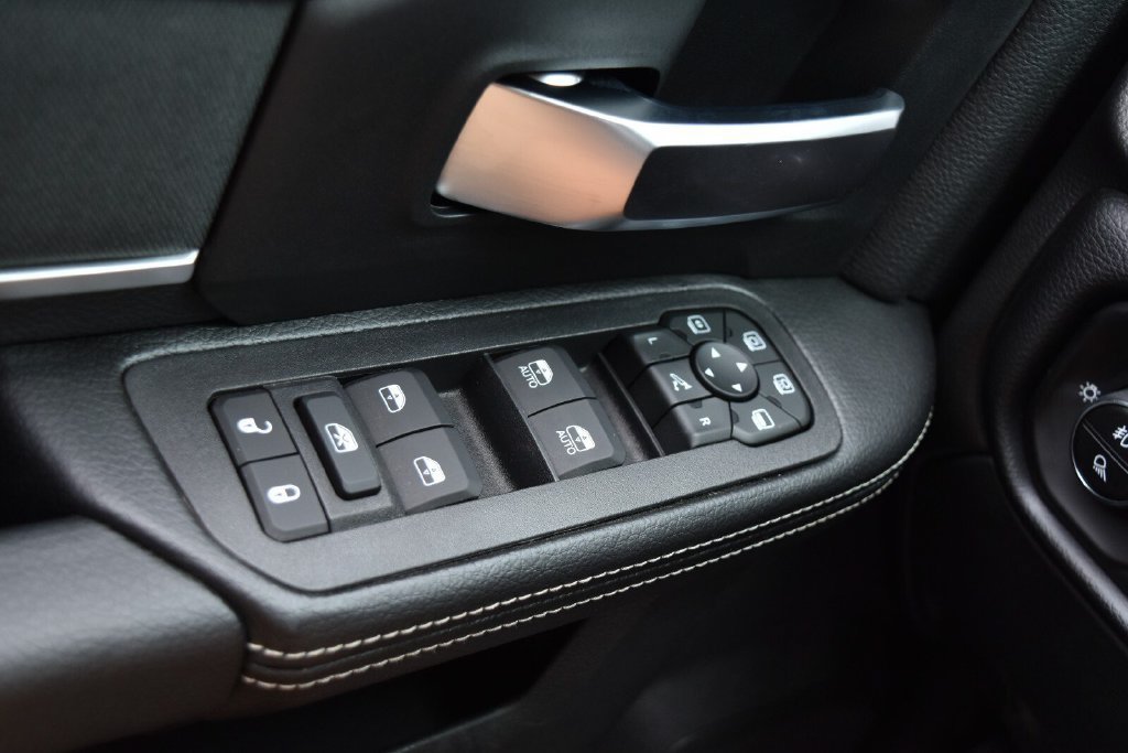 New 2026 RAM 3500 Big Horn AWD/4WD image 30