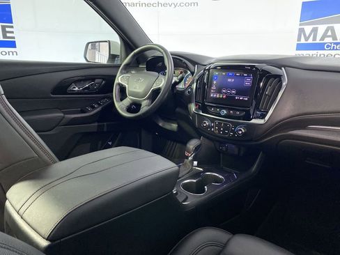 Used 2023 Chevrolet Traverse RS AWD/4WD image 27