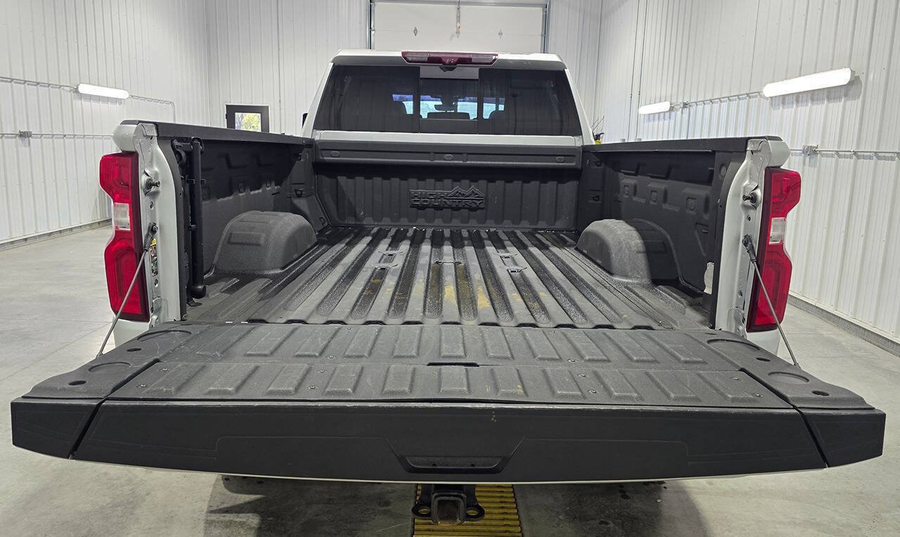 Used 2022 Chevrolet Silverado 2500 High Country AWD/4WD image 27