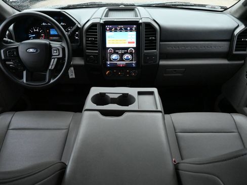 Used 2019 Ford F250 XL w/ STX Appearance Package AWD/4WD image 6