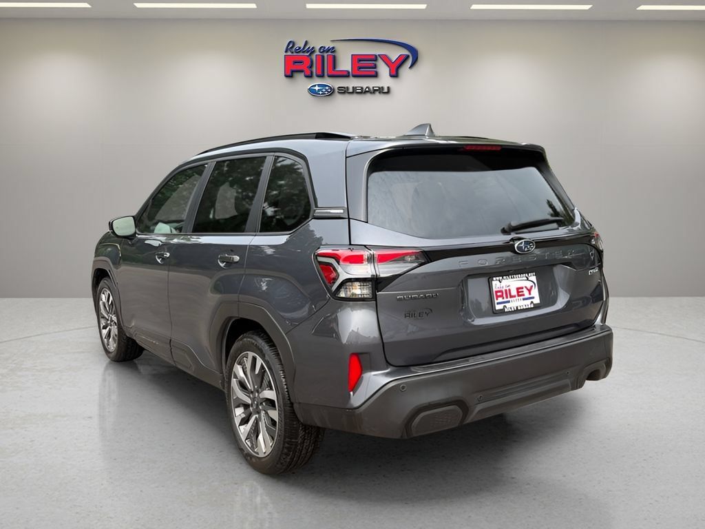 Certified 2025 Subaru Forester Touring AWD/4WD image 4