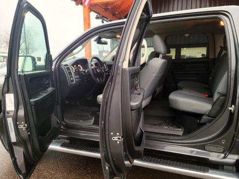 Used 2018 RAM 1500 Express w/ Wheel & Sound Group image 7