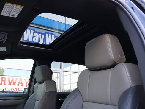 New 2026 Chevrolet Silverado 1500 ZR2 image 26