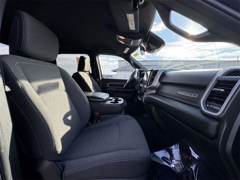 Used 2024 RAM 2500 Big Horn w/ Safety Group image 15