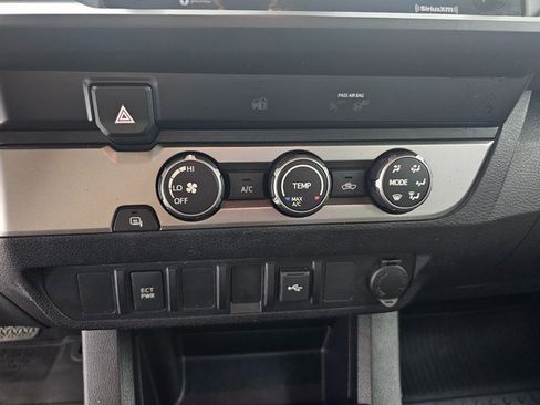 Used 2021 Toyota Tacoma SR w/ SR Convenience Package image 19