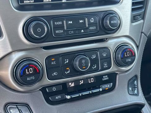Used 2020 GMC Yukon Denali RWD image 22