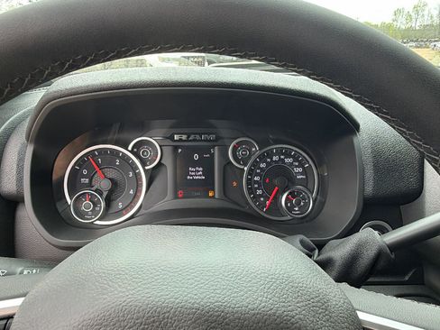 New 2026 RAM 2500 Big Horn AWD/4WD image 25
