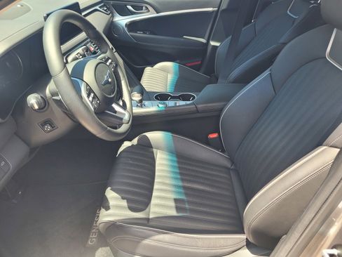 Used 2022 Genesis G70 2.0T w/ Prestige Package image 16