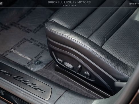Used 2022 Porsche Panamera Platinum Edition RWD image 60