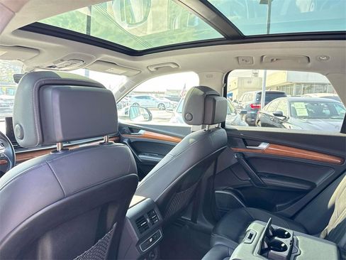 Used 2023 Audi Q5 2.0T Premium Plus image 11