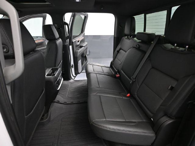 Used 2023 GMC Sierra 1500 Denali w/ Technology Package AWD/4WD image 34