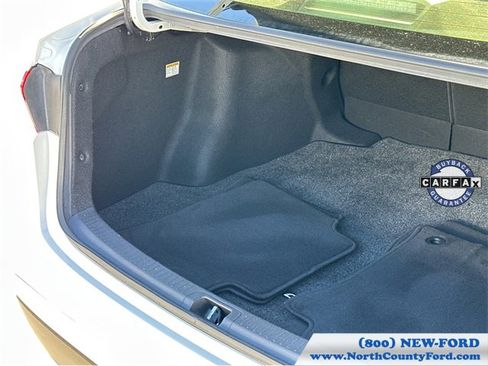 Used 2020 Toyota Corolla LE image 19