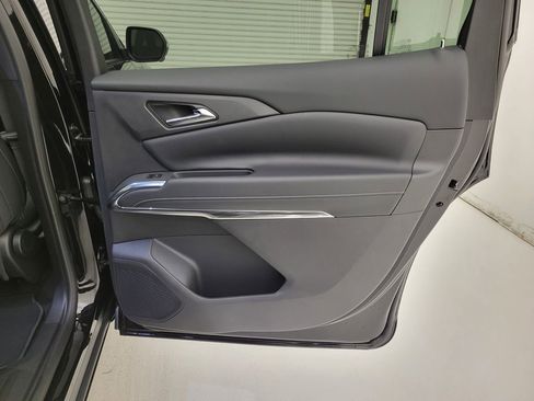 New 2026 Chevrolet Traverse LT w/ Driver Confidence Package image 38