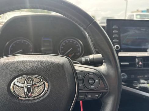 Used 2024 Toyota Camry SE FWD image 12