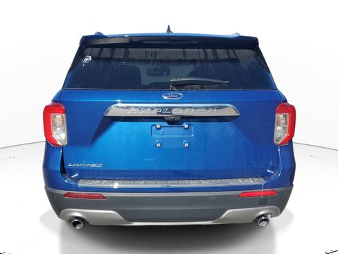Used 2023 Ford Explorer Limited image 4