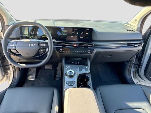 New 2026 Kia Sportage EX image 3