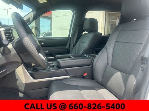 Used 2025 Toyota Tundra SR5 w/ SR5 Premium Package AWD/4WD image 9