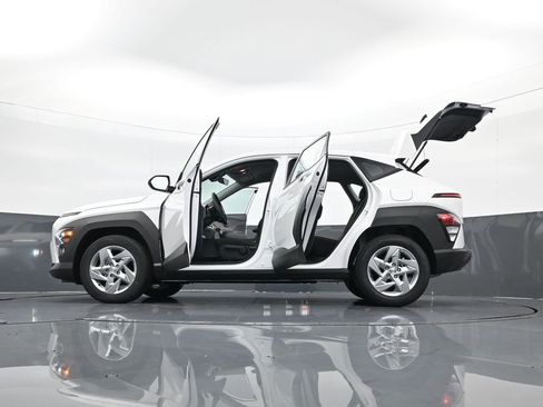 New 2026 Hyundai Kona SE image 34