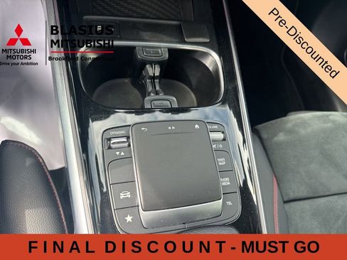 Used 2021 Mercedes-Benz GLB 250 4MATIC w/ AMG Line image 34