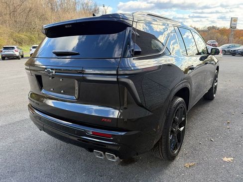 New 2026 Chevrolet Traverse RS w/ LPO, Floor Liner Package AWD/4WD image 14