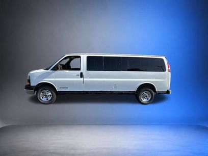 Used 2003 GMC Savana 2500 Extended Passenger w/ Sle Preferred Equipment Group