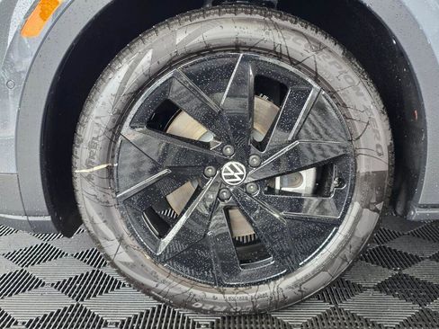 New 2026 Volkswagen ID.4 Pro S image 11