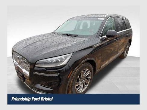 Used 2023 Lincoln Aviator AWD image 1