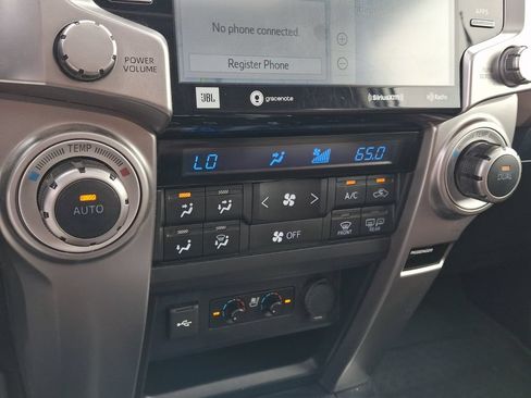 Used 2022 Toyota 4Runner Limited AWD/4WD image 19