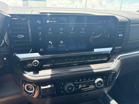 Used 2024 Chevrolet Silverado 3500 LTZ w/ LTZ Convenience Package AWD/4WD image 6