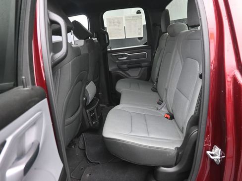 Used 2022 RAM 1500 Big Horn AWD/4WD image 12