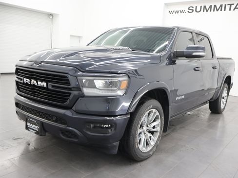 Used 2019 RAM 1500 Laramie AWD/4WD image 7