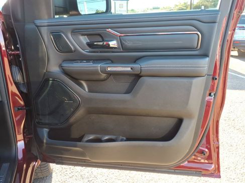 Used 2024 RAM 1500 Limited AWD/4WD image 29