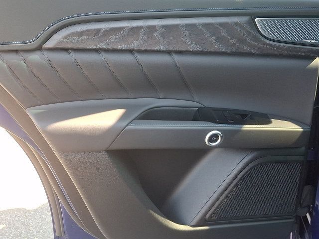 Certified 2025 Maserati Grecale Modena AWD/4WD image 25