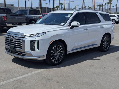 Used 2023 Hyundai Palisade Calligraphy AWD/4WD image 5