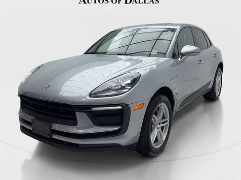 Used 2022 Porsche Macan AWD/4WD image 4