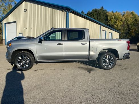 Used 2024 Chevrolet Silverado 1500 LT image 6