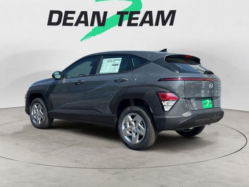 New 2026 Hyundai Kona SE image 6