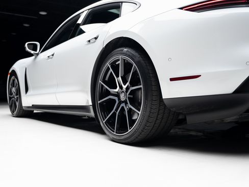 Used 2023 Porsche Taycan w/ Premium Package image 72