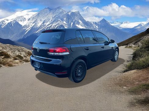 Used 2012 Volkswagen Golf 2.5L image 5