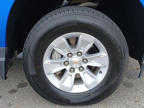 Certified 2025 Chevrolet Silverado 1500 LT AWD/4WD image 34