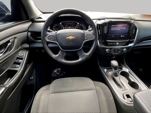 Used 2021 Chevrolet Traverse LT FWD image 6